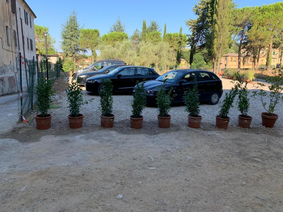 Villa Patrizia Siena Bagian luar foto