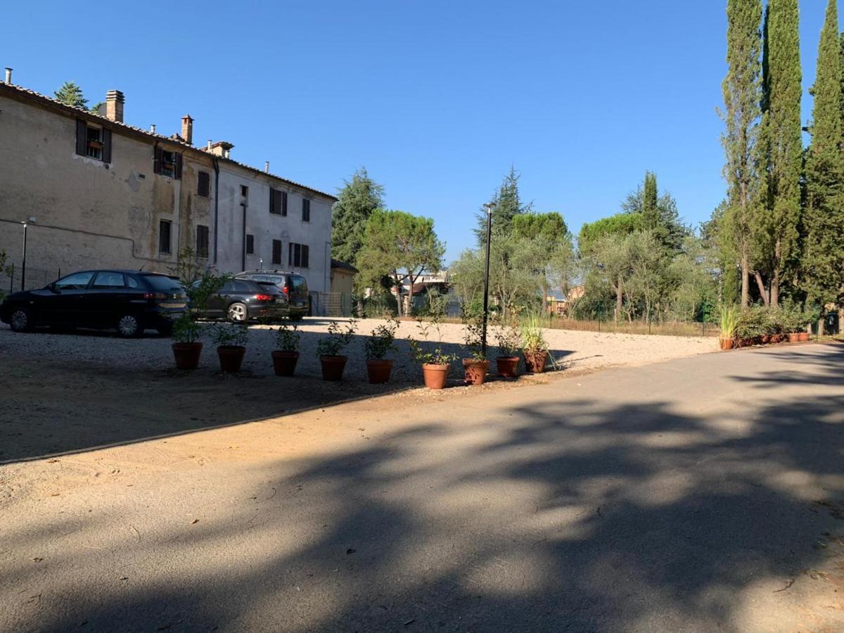 Villa Patrizia Siena Bagian luar foto